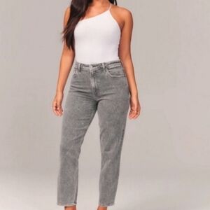 Abercrombie and Fitch The mom high rise jean